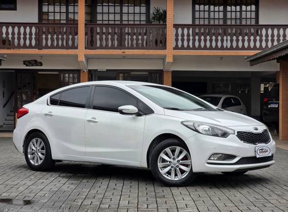 KIA CERATO 1.6 SX 16V FLEX 4P AUTOMÁTICO KIA CERATO 1.6 SX 16V FLEX 4P AUTOMÁTICO